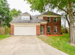 3902 Greenwood Dr, Pearland, TX 77584