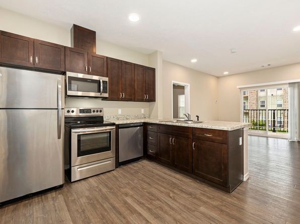707 W Center St #127