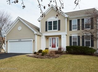 1650 McDowell Ave, Aurora, IL 60504