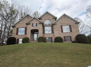 221 Woodbridge Trl, Chelsea, AL 35043