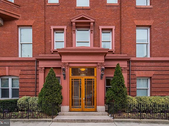 2nd image of 1701 18th St NW APT 401