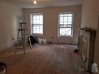 Rented by Skyline Group Real Estate