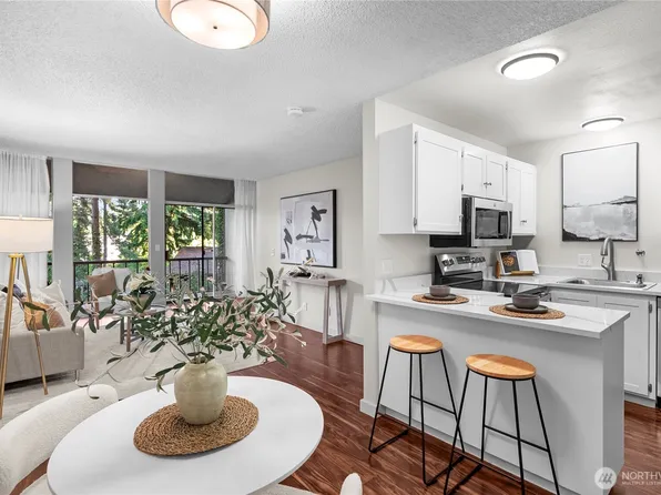 6268 137th Place NE #244, Redmond, WA 98052