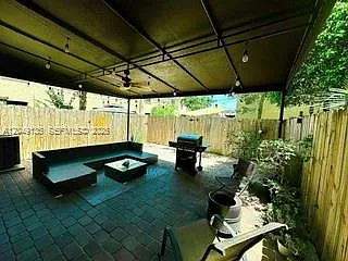 16320 SW 71st Ter — Photo 6