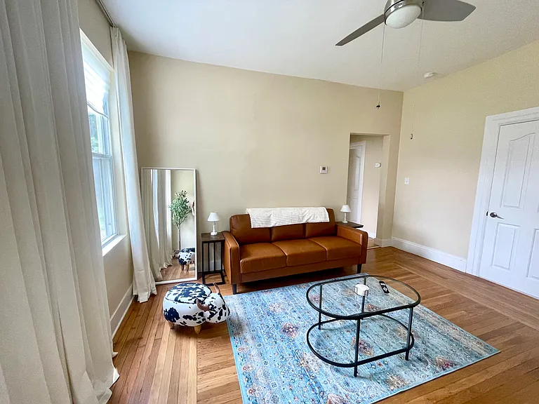 498 Washington St #1 — Photo 7