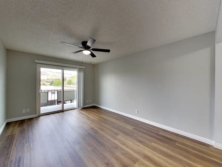 PARKWEST APARTMENTS — Photo 22