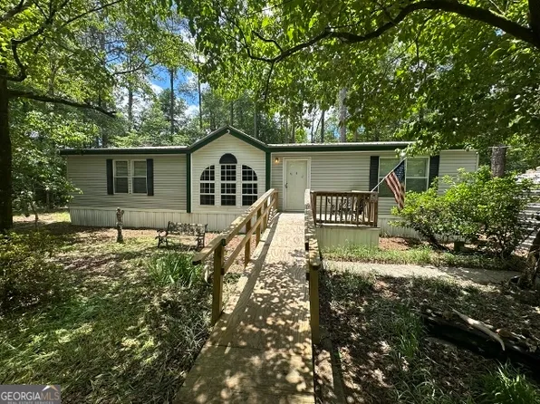 17 Oakridge Cir, Swainsboro, GA 30401