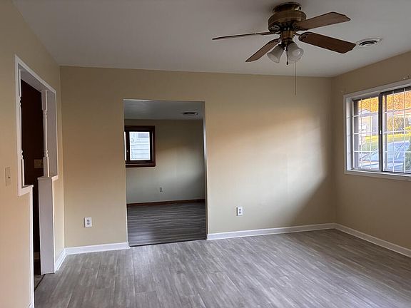 5th image of 244 Rocca Way
