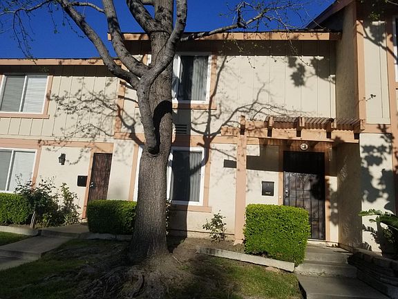 3rd image of 2164 Amberwood Ln