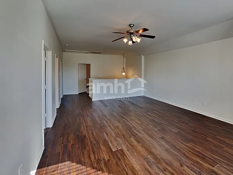 21927 Saragosa Pond Ln — Photo 11