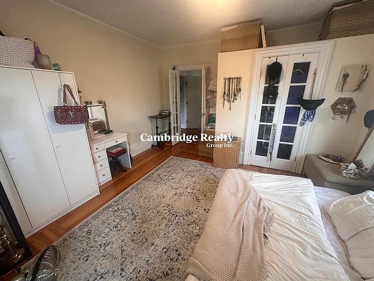19 Berkeley St #2R — Photo 7
