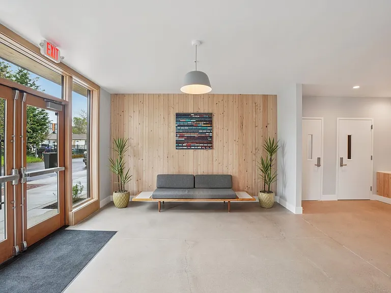 Boxcar Commons - Modern Living in Central Beaverton — Photo 6