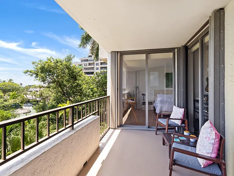 161 Crandon Blvd #317 — Photo 3