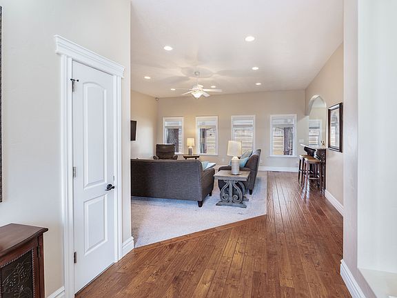 3rd image of 3654 W 1350 N