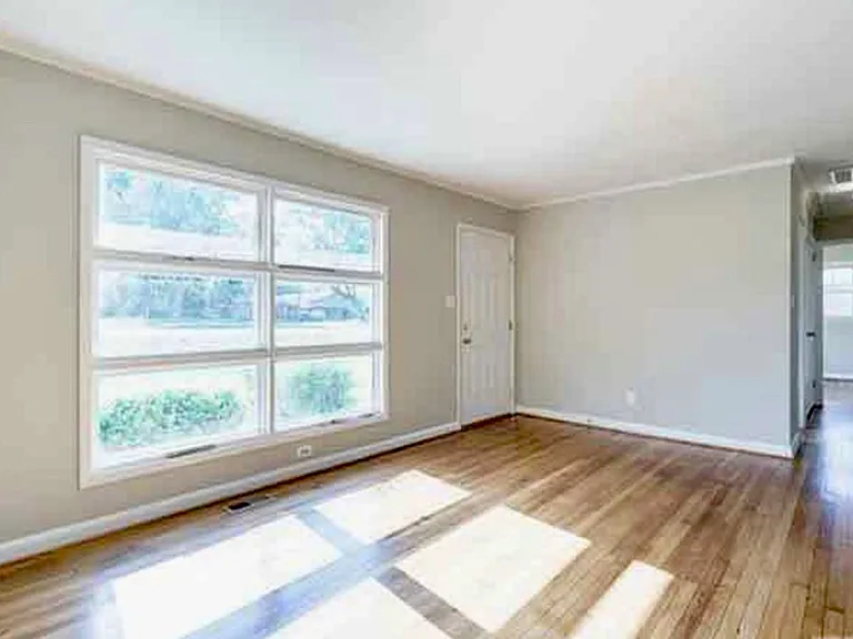 600 Beverly Dr — Photo 3