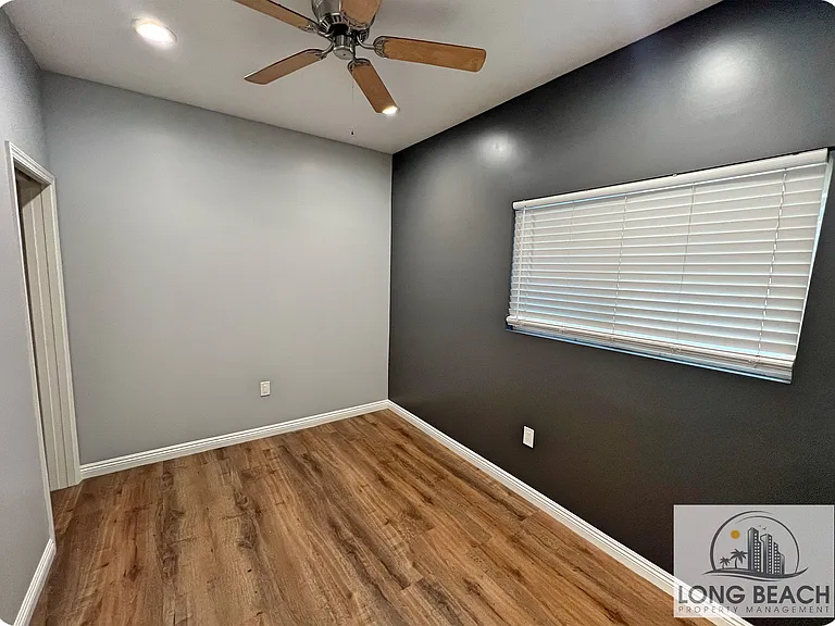 2525 E 10th St #5 — Photo 8
