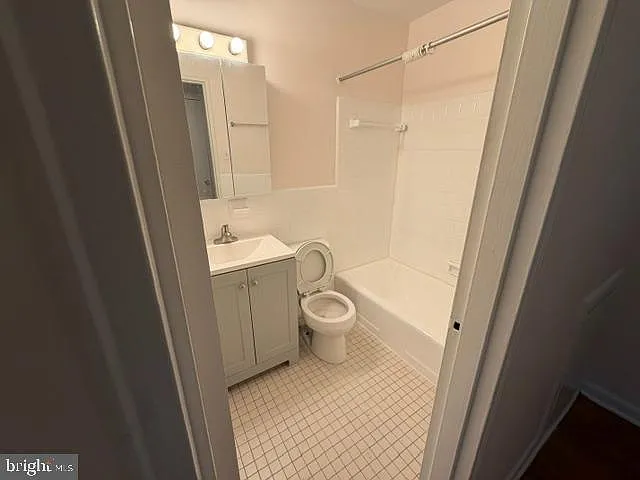 95 E Wayne Ave #302 — Photo 16