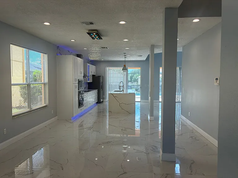 2641 Emerald Island Blvd — Photo 32