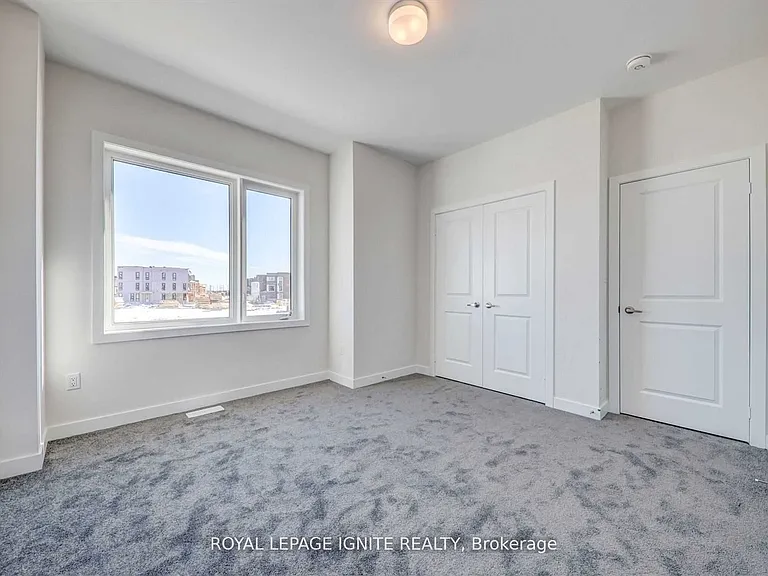 56 Rustle Woods Ave — Photo 31