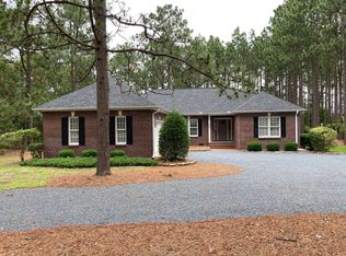 395 Longleaf Dr, West End, NC 27376