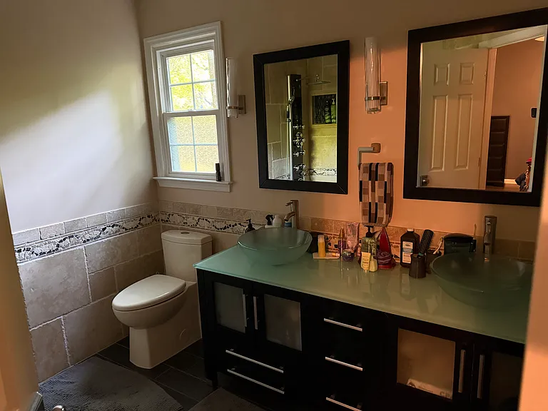 211 Trackers Rd — Photo 2