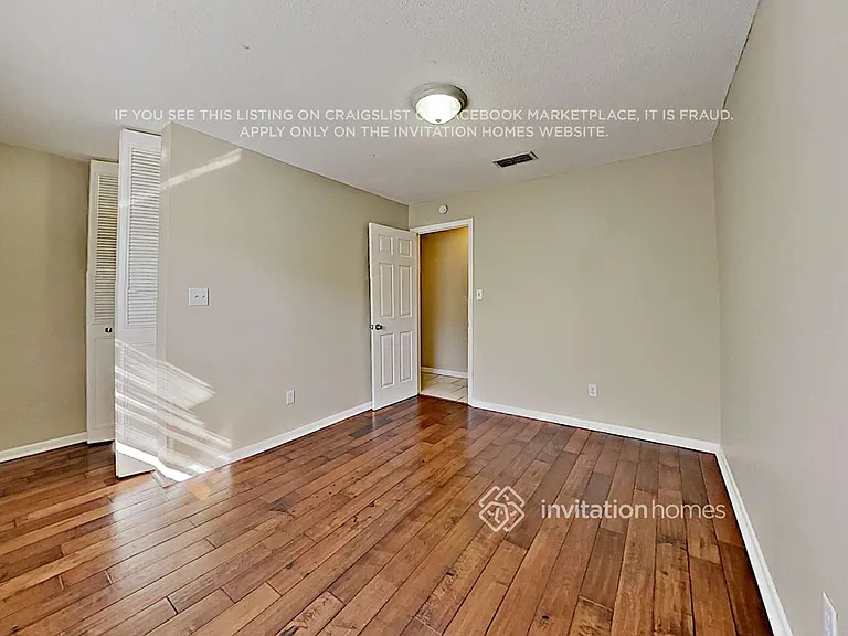 2525 Kiowa Trl — Photo 16