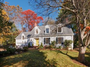 35 Louis Dr, Wellesley, MA 02481