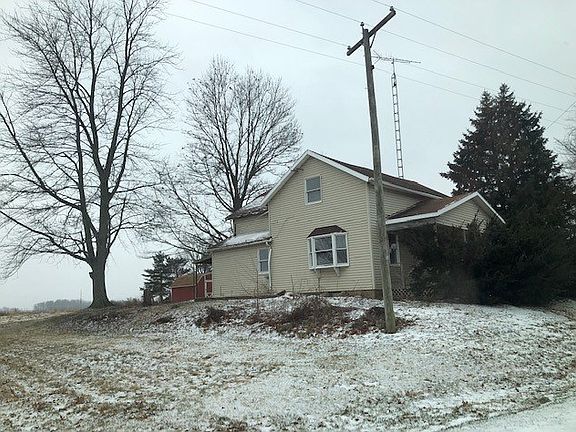 2nd image of 813 Lincoln Hwy