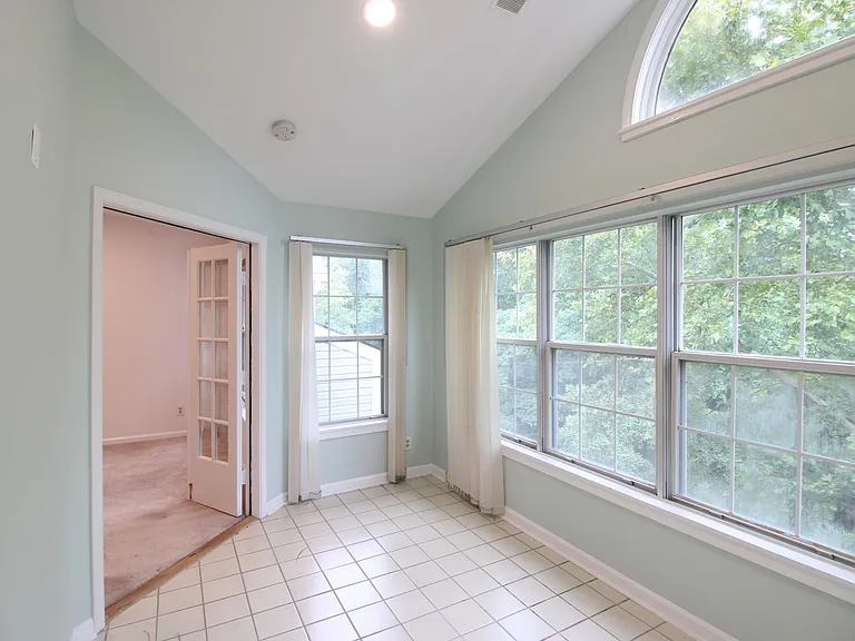 7509 Ashby Ln #N — Photo 24