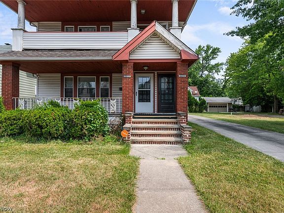 4th image of 11113 Langton Ave