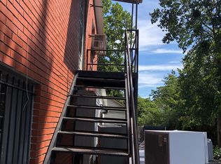 718 N Main St #B, Spring Lake, NC 28390