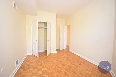 Rented by RES New York