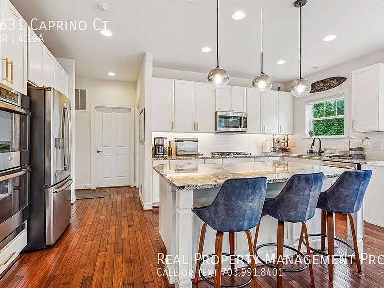 4631 Caprino Ct — Photo 8