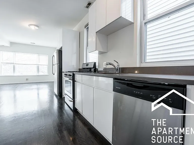 2438 N Ashland Ave #2F — Photo 6