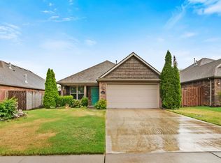 3041 Verona Ln, Fayetteville, AR 72703