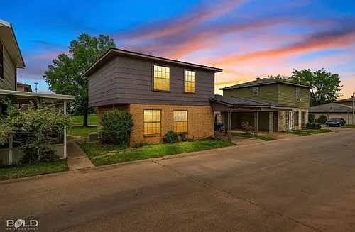 121 Carriage Square Dr Photo 1