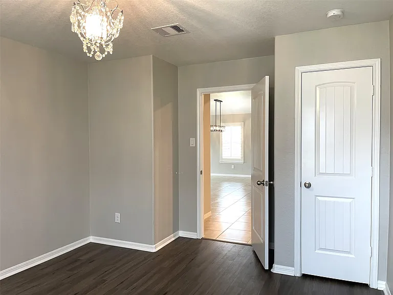 29127 Innes Park Pl — Photo 15