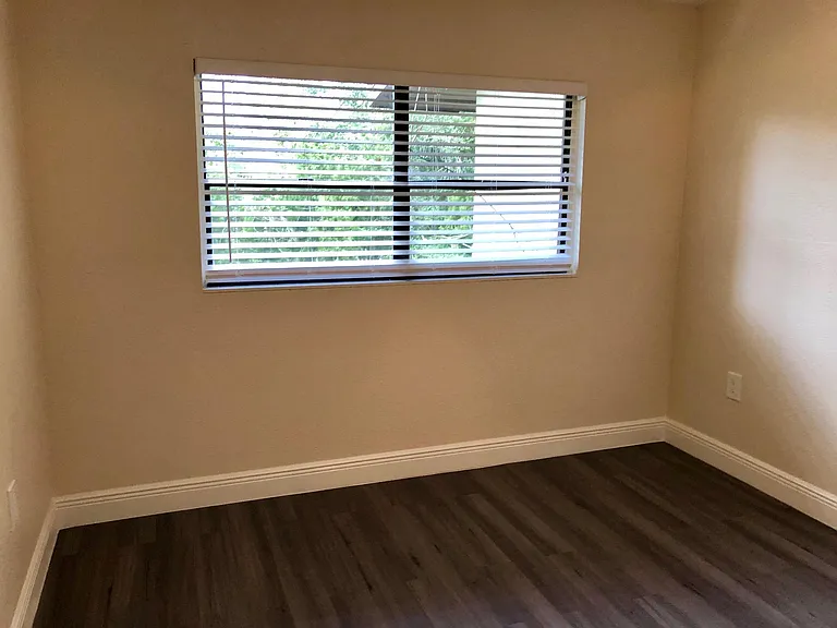 141 Fernery Rd #D5 — Photo 12