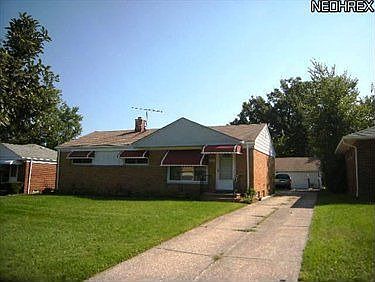 1st image of 3945 W 212th St