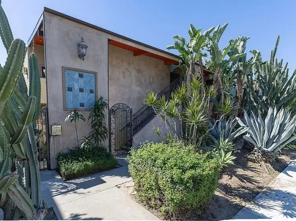 12014 Kling St APT 11, Valley Village, CA 91607