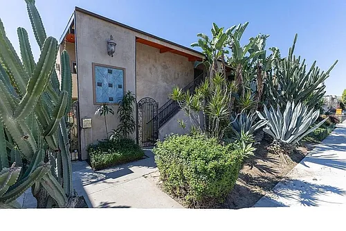 12014 Kling St #11 Photo 1
