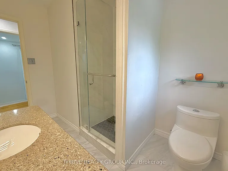 1449 Glenora Dr #UPPER — Photo 15