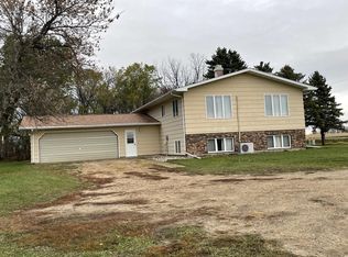 2061 75th Ave SE, Pingree, ND 58476