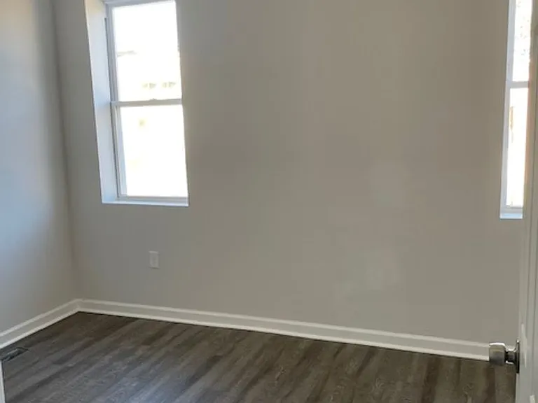 3203 Presstman St — Photo 6