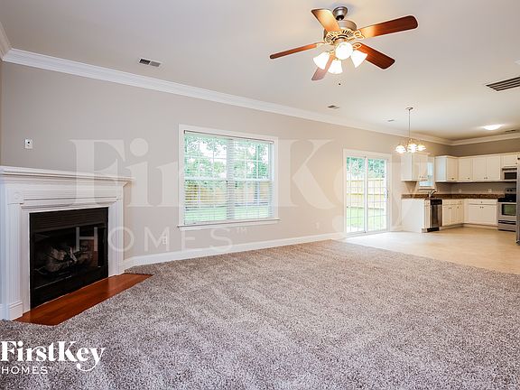 3rd image of 431 Black Horse Rd