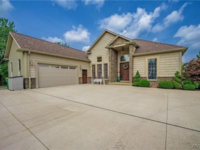 6683 N Canal Rd, Lockport, NY, 14094