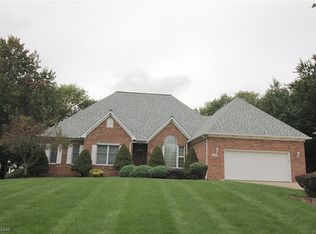 8858 Michaels Ln, Broadview Heights, OH 44147