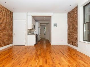 1732 Grove St #1L, Ridgewood, NY 11385