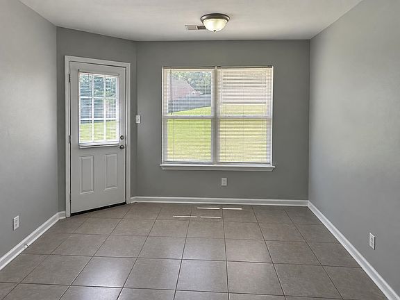 5th image of 9420 Grove Rd