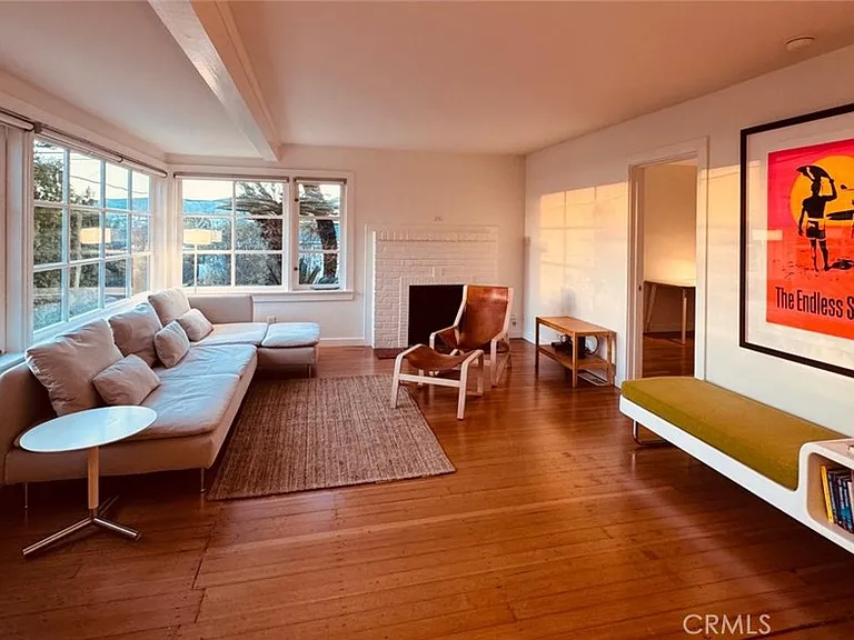 645 Thalia St — Photo 2